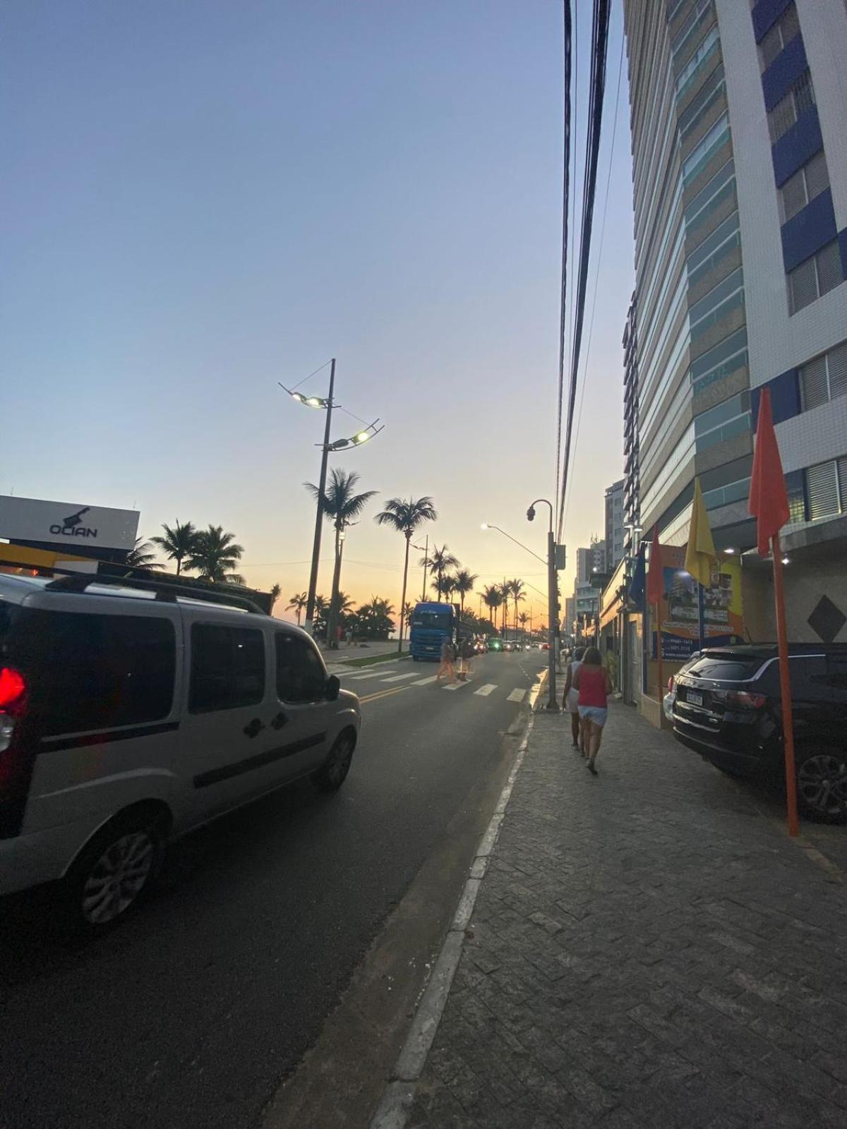 Apartamento Kitnet Pe Na Areia Praia Ocian ปรายากรันเด ภายนอก รูปภาพ